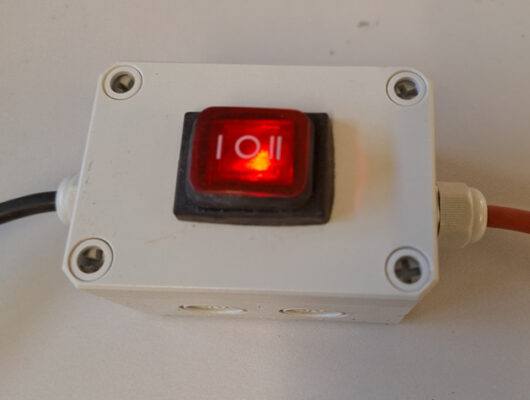 FS manuelle 3-Wege-Umschalter – Sparschalter (mit LED-Beleuchtung)